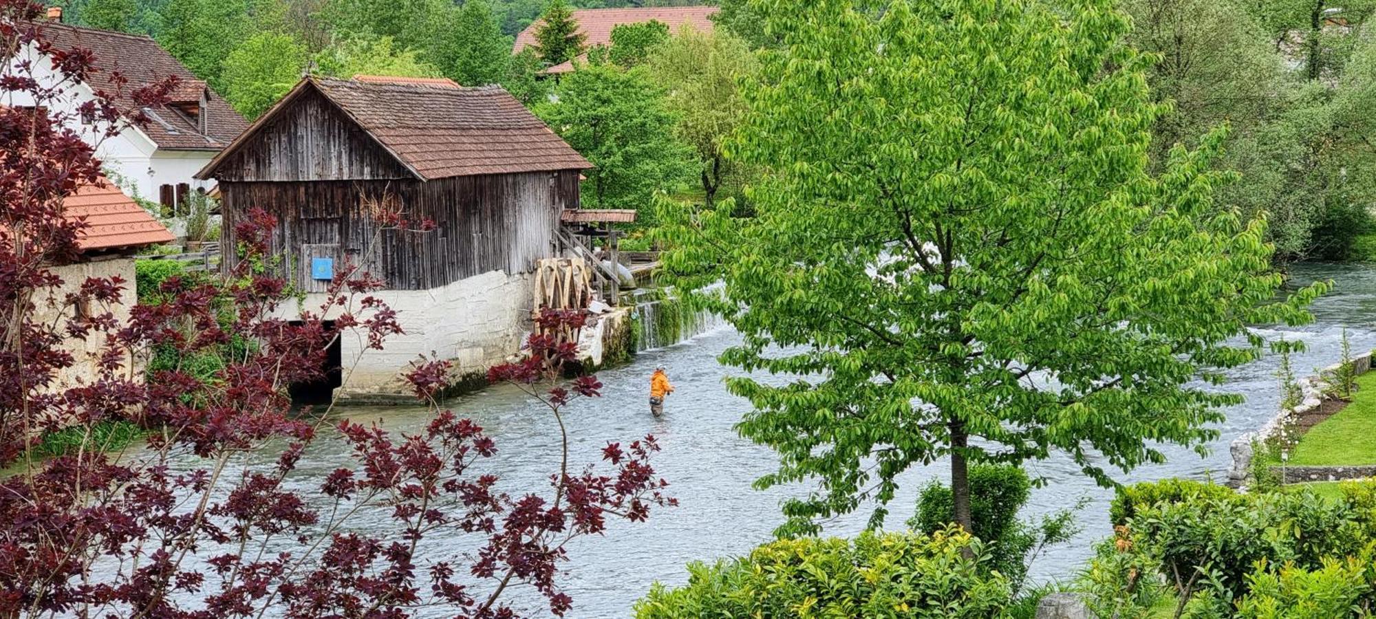 Krka River Lodge Znojile pri Krki Exterior photo
